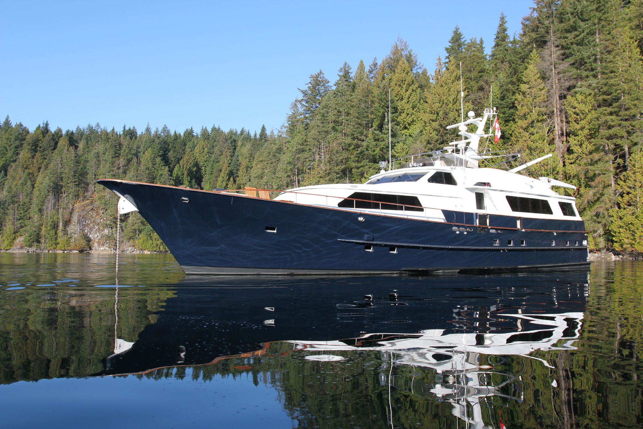 40 people yacht main